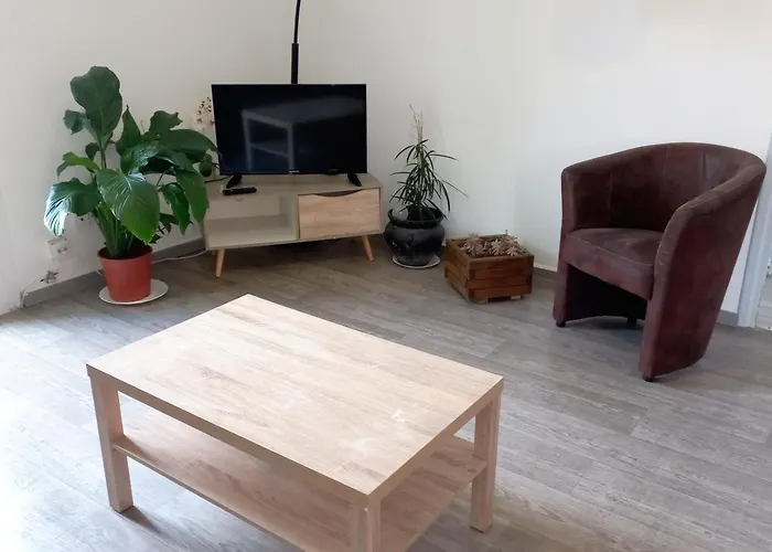 Апартаменты Cosy 58m2 Centre